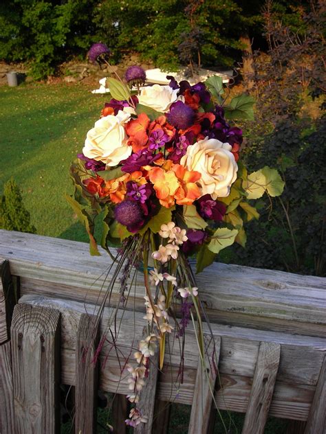 october wedding bouquets|More.